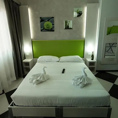 Of Bed and Breakfast